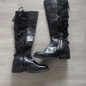 Women's Black Knee-High Boots